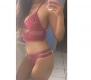 Lucy is a sexy thai masseuse with gentle soft hands